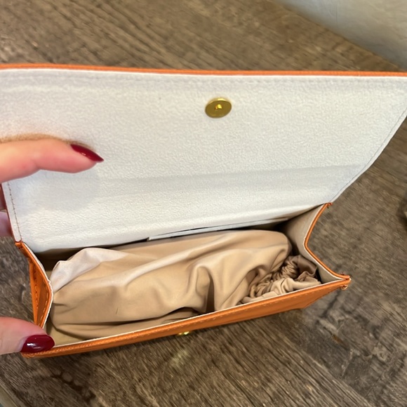 Tory Burch sunglasses - Picture 5 of 8